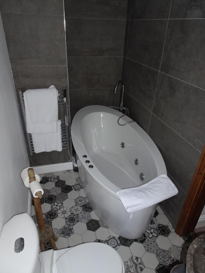 בטווס אי קואד Ty Gwyn Hotel מראה חיצוני תמונה
